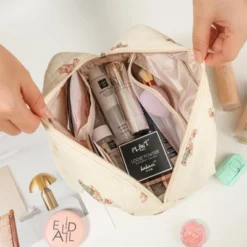 Itopfox Large Quilted Floral Makeup Bag, Cotton Travel Cosmetic Organizer With Top Handle, Multi-Layer Toiletry Pouch For Women And Girls 9 Itopfox Large Quilted Floral Makeup Bag, Cotton Travel Cosmetic Organizer With Top Handle, Multi-Layer Toiletry Pouch For Women And Girls -Itopfox Shop GUEST 8a843525 2aa9 4b59 b6dd 10612275fd59